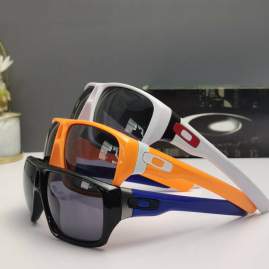 Picture of Oakley Sunglasses _SKUfw66124081fw